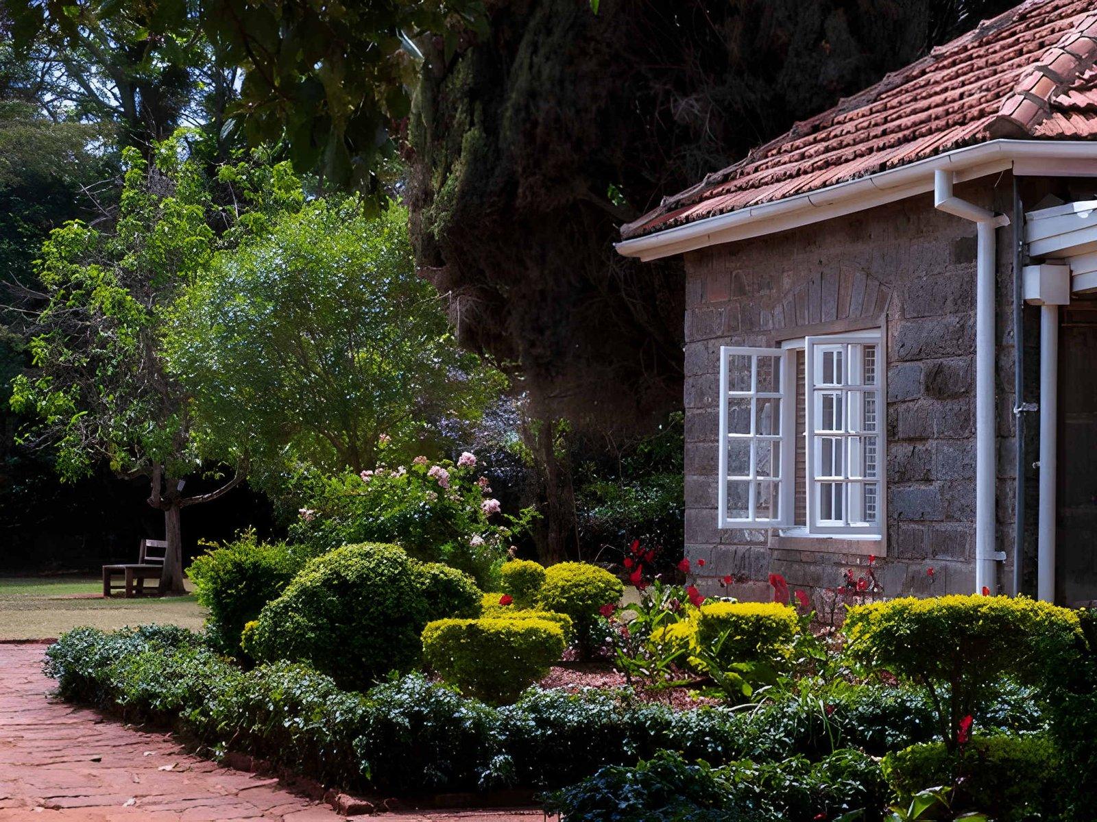 Wild Eagle Trails Karen Blixen & Giraffe Centre Tour | Nairobi Half Day